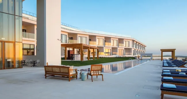 Royal Obidos Pool and Pool Bar