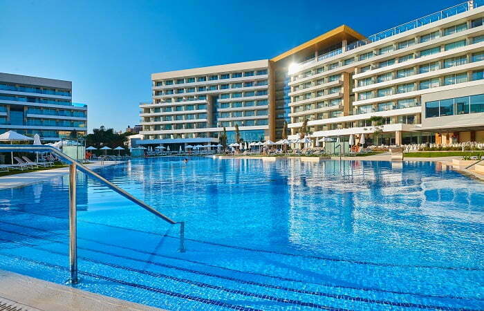 Hipotels Playa de Palma Palace Hotelanlage mit Pool