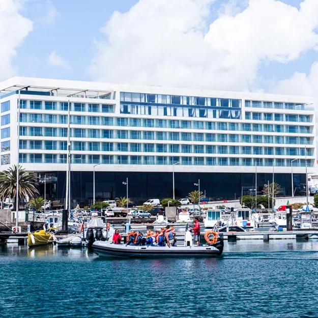 Octant-Ponta-Delgada_Aussenansicht-1180×625-1 Octant Ponta Delgada Aussenansicht