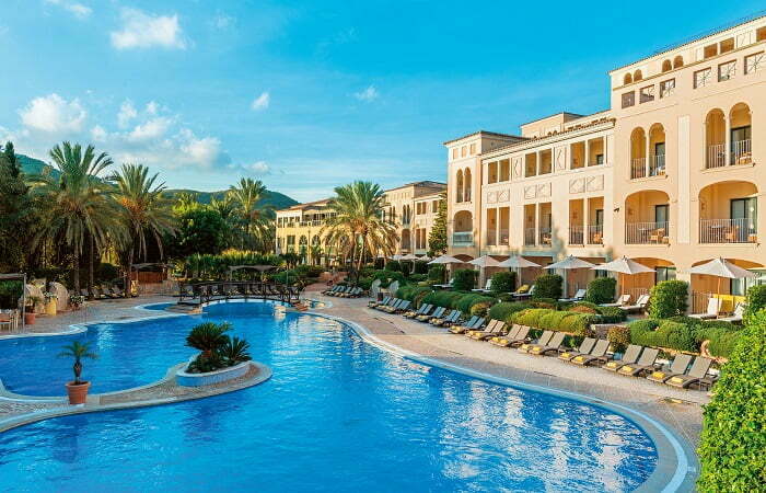 Steigenberger Hotel & Resort Camp de Mar Hotelanlage mit Pool