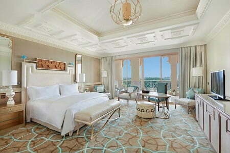 Ras al Khaimah Waldorf Astoria Deluxe Zimmer Golfsicht
