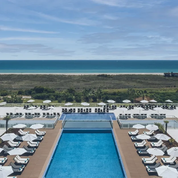 Iberostar-Lagos-Pool-1180×625-1 Iberostar Lagos Pool