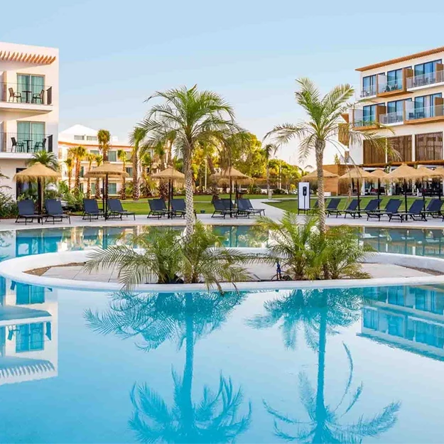 AP-Cabanas-tavira-pool-1180×625 AP Cabanas Poo