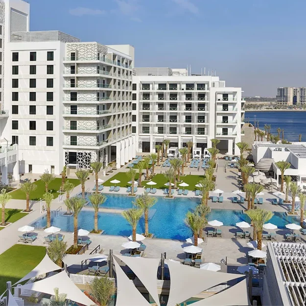 Hilto-yas-island-auh-pool-1180×625 Hilton Yas Island Pool