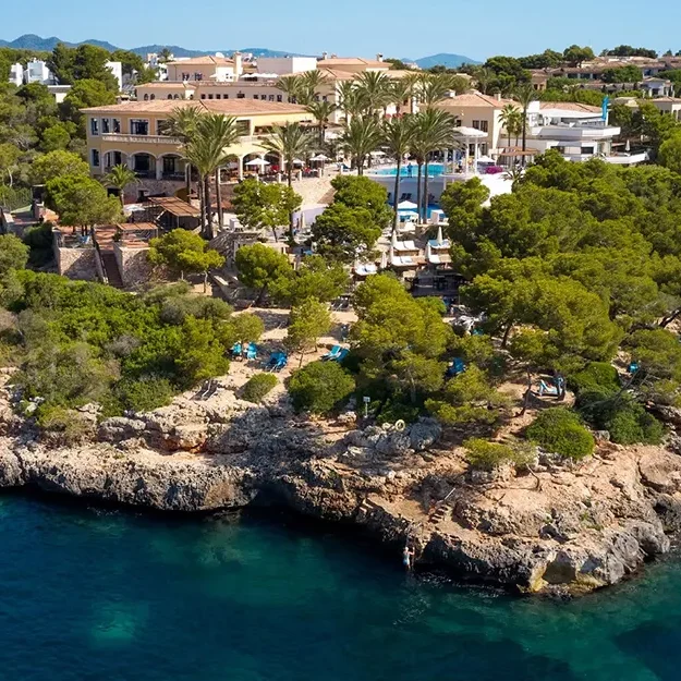 Robinson Cala Serena