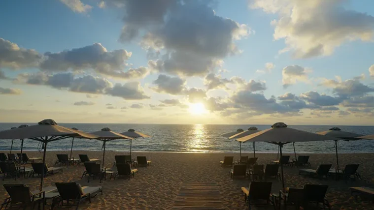 Costa Navarino Strand