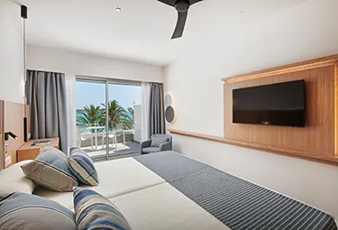 Hipotels Mediterraneo Sea View Zimmer