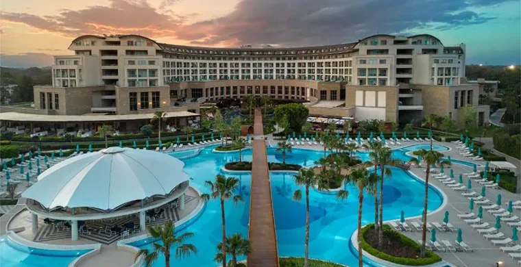 Kaya Palazzo Exterior