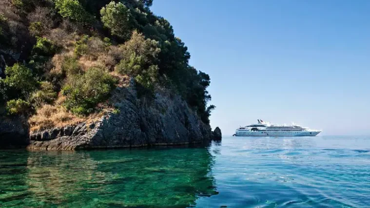 MS L'Austral by Ponant