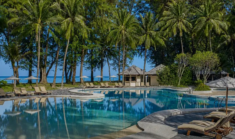 Dusit Thani Laguna Phuket Pool