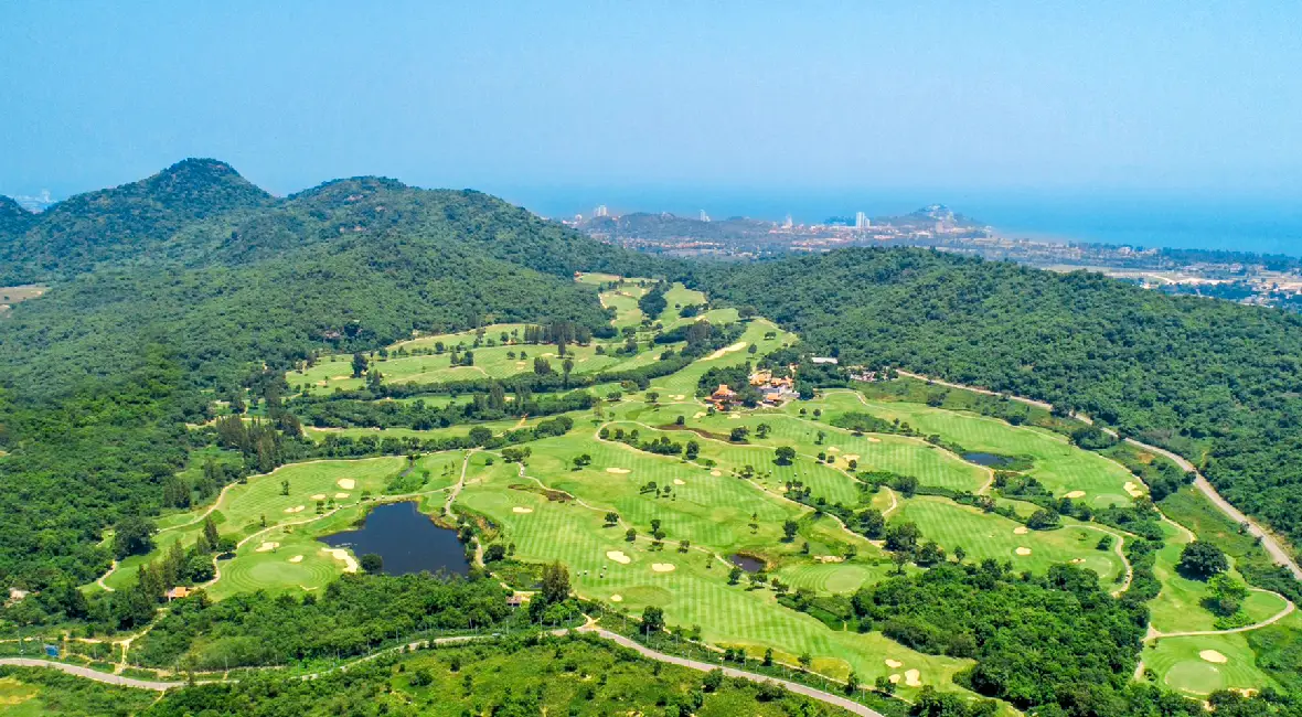 Pineapple Valley Golf Club